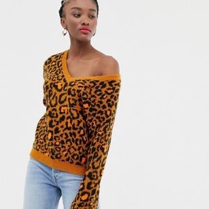 ASOS DESIGN sweater with V neck animal print 6